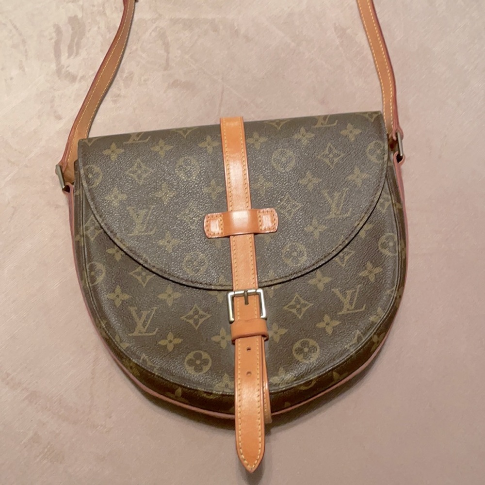 Authentic Louis Vuitton crossbody saddle bag